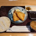 牡鹿半島 浜人 - 鯵フライ定食 ¥1,000（税込）