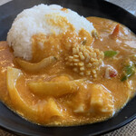 タイ料理ジャンピー - シーフードカレー