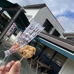 みどり湖パーキングエリア(上り) ショッピングコーナー - ひとくち山賊焼き