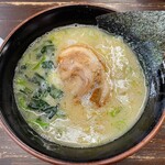 Menou - 豚骨醤油ラーメン