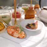 LOUANGE TOKYO Le Musée - 下段