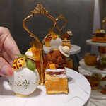 LOUANGE TOKYO Le Musée - 上段