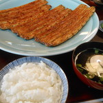 尾花 - 筏蒲焼き（６匹時価：１８７００円）とご飯と肝吸い