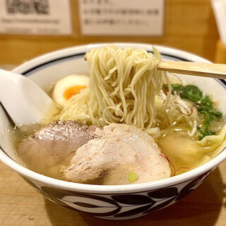 利尻昆布ラーメン くろおび_1