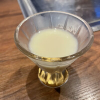 くずし鉄板 あばぐら 神田店 - すり流し北海道産冬の妖精