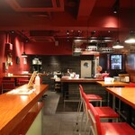 Burger Revolution Tokyo Wine & Bar - 店内模様