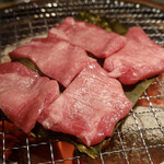 Horumon Yakiniku Hachi - 