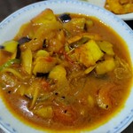 コチン ニヴァース - 