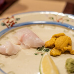 うを徳 - 2022.9 お造り（青森産鮃エンガワ付き、礼文島産ムラサキウニ）