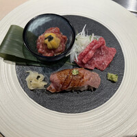 牛刺しと焼肉 仔虎 クリスロード店 - 