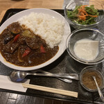 中国料理 香 - 四川料理店のシビ辛カレー