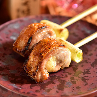 You can also enjoy Grilled skewer of carefully selected parts from the popular specialty dishes.