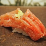 栄寿司 - 本マグロ はがし