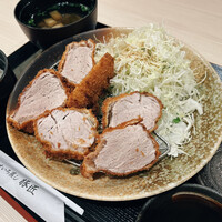 豚しゃぶ せいろ蒸し専門店 豚匠 北浜邸 - ヒレカツ