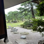 旅館 洋々閣 - わびさびをそこはかとなく感じられた枯流れ式風の「枯山水」これから2日目に夕食となります