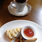 Vi-Gan Kafe Kiu - ドリンク&デザートセット～有機バナナタルト・有機紅茶