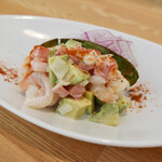 Cold shrimp and avocado with mayonnaise