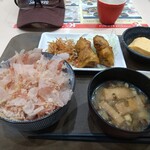 カツオたまご食堂 - 