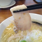 麺彩キッチン あひる食堂 - はまぐりの柚子塩らぁ麺(鶏チャーシュー)