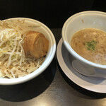 らーめん三極志 - シークワーサー二郎系つけめん 900円