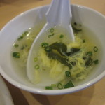 台湾料理 百味鮮 - 炒飯についてたスープ　あっさり