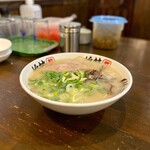 博多本格豚骨ラーメン 竹林 - 