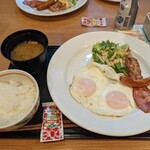 Denny's - ベースドエッグモーニング 660円