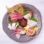 Kaisen Sushi Doggu Izakaya Uomusubi - 