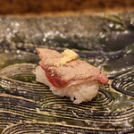 にぎり鮨 一五〇 - ホホ肉