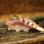 にぎり鮨 一五〇 - アジ