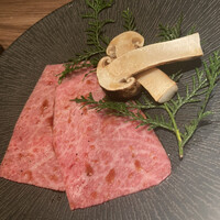 焼肉うしごろ 新宿三丁目店 - 