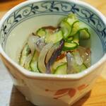 卓 - キュウリの酢の物