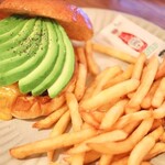 KAKUMEI Burger & cafe - 