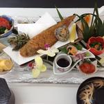 Sakai Sushi Tatsu - 創作和定食