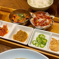 松庵 韓菜房 栄大津通店 - 