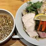 むぎとオリーブ 銀座本店 - 蛤の鶏のつけSOBA（大盛）