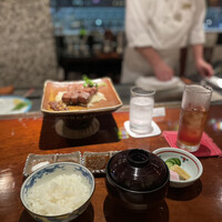 横浜瀬里奈 ステーキドーム - 