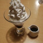 びっくりドンキー - 北海道ソフトクリームチョコソース