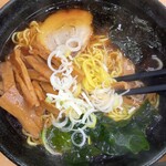 らぁめん寿 - 醤油ラーメン　メンマトッピング