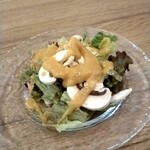 Chichuu Kaibaru Guraterra - セットのサラダ