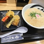 天丼・らぁ麺 ハゲ天 - 胡麻豚骨らぁ麺