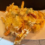 季節料理 よし野 - イカげそと野菜のかき揚げ