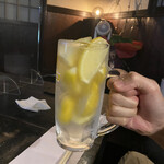 ち～家食堂 - 特製レモン酎ハイ　レモン盛りだくさん！