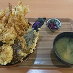 天ぷら 豊野 - 海鮮丼一式