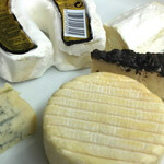 Assorted 4 types of air-freighted cheese