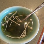 大昌園 - スープです。豆腐が沈んでます。