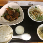 広東料理 昌和 - 酢豚定食800円