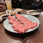 炭火焼肉ホルモン うらら - 