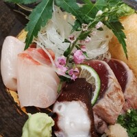 天ぷら 銀座おのでら 並木通り店 - お刺身・泡醤油