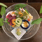 かもめ食堂 - 刺し身の盛合せ